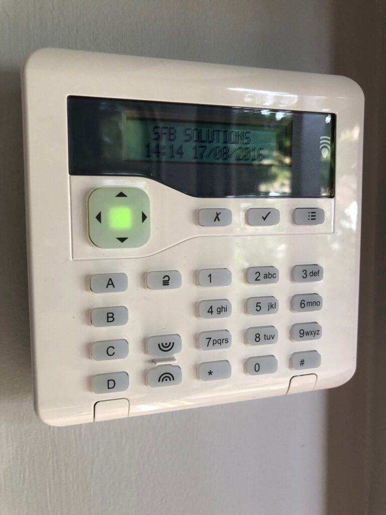 Eaton Scantronic SFB Solutions Keypad Burglar Alarm